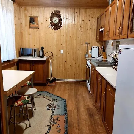 Сімейний Котедж У Діани Tatariv Exterior photo