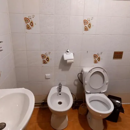 Сімейний Котедж У Діани Tatariv Exterior photo