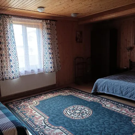 Сімейний Котедж У Діани Tatariv Exterior photo